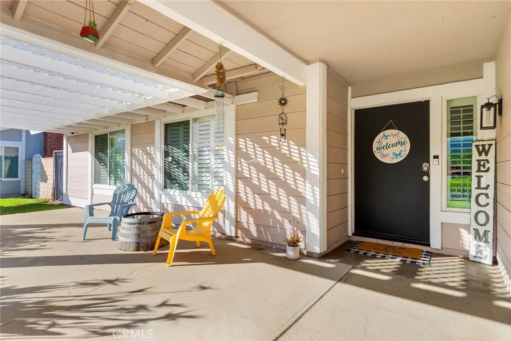 701 W Crestview Street, Corona, CA 92882 - Photo 2 of 35, Corona, CA