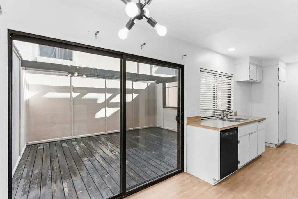 Photo #10: NDP2601647 Listing: Photo #10