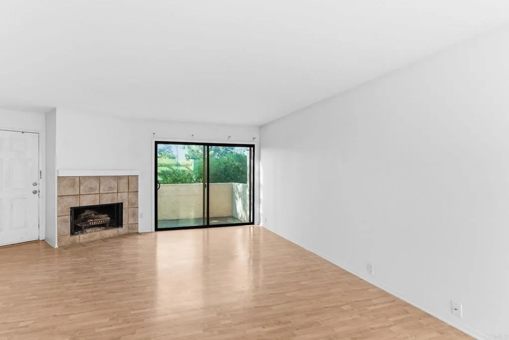 Photo #8: NDP2601647 Listing: Photo #8