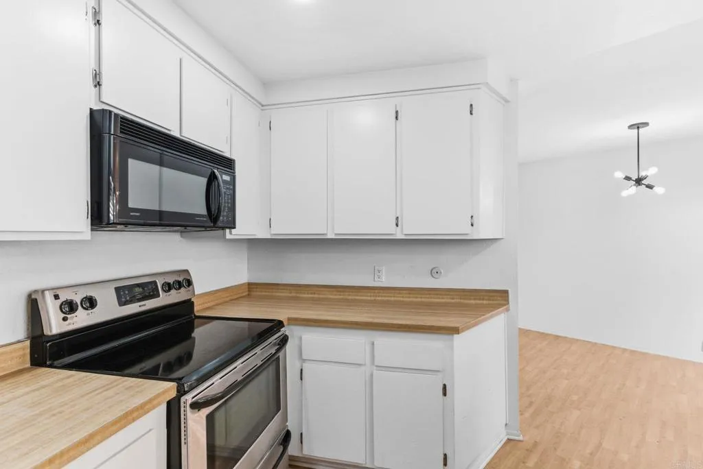 Photo #11: NDP2601647 Listing: Photo #11