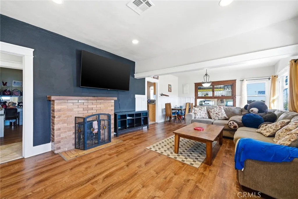 117 E Sycamore, Anaheim, CA 92805 - Photo 4 of 33, Anaheim, CA