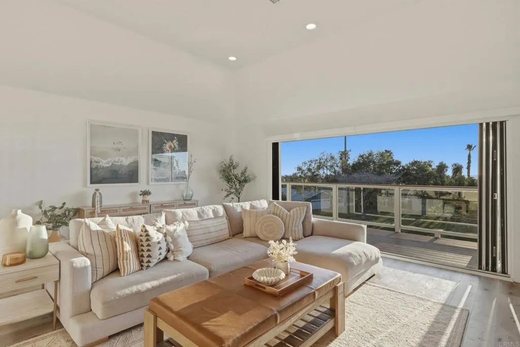 1712 Burgundy Road, Encinitas, CA 92024 - Photo 4 of 31, Encinitas, CA