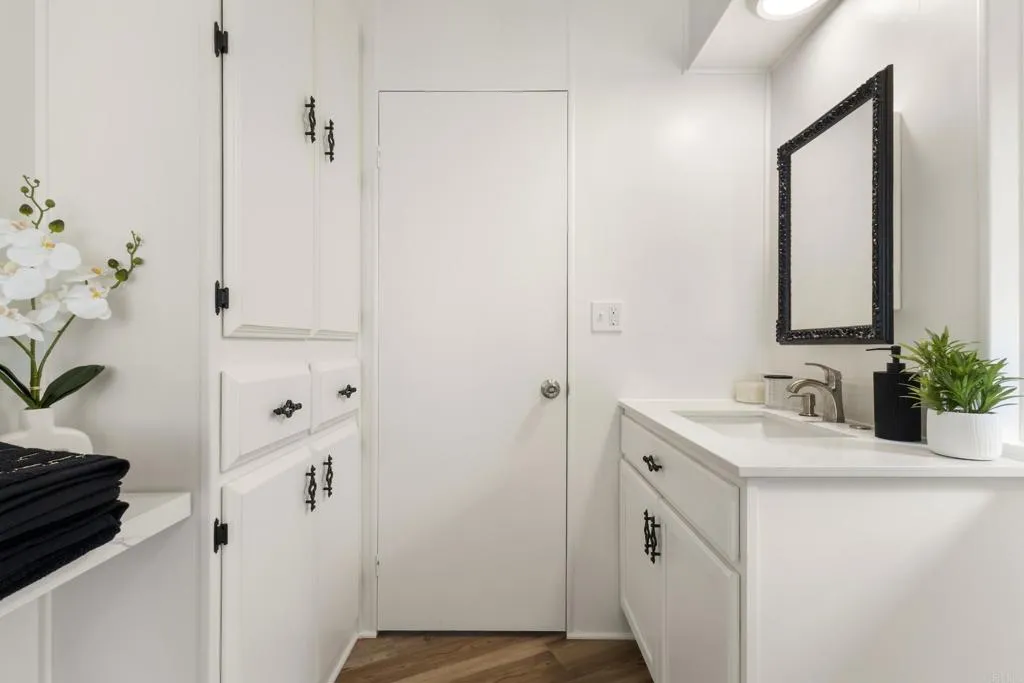 https://cdn.realtyfeed.com/cdn/127/306648523/9fa13ad274907365c7b1e1ab19c5c6a1.webp