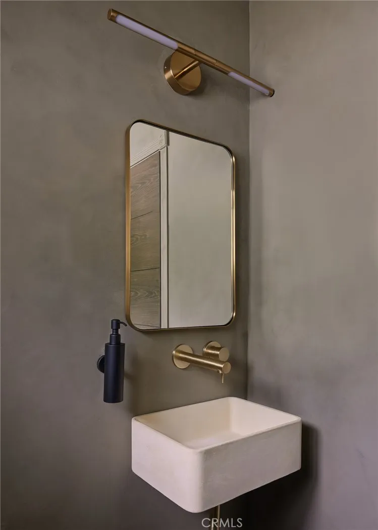 17856 Cathedral, Encino, CA 91316 - Photo 4 of 19, Encino, CA