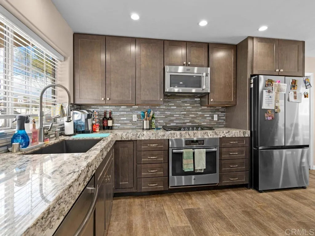 https://cdn.realtyfeed.com/cdn/127/306648572/076d4c85baf5ad7f453b8d82b66fd4b1.webp
