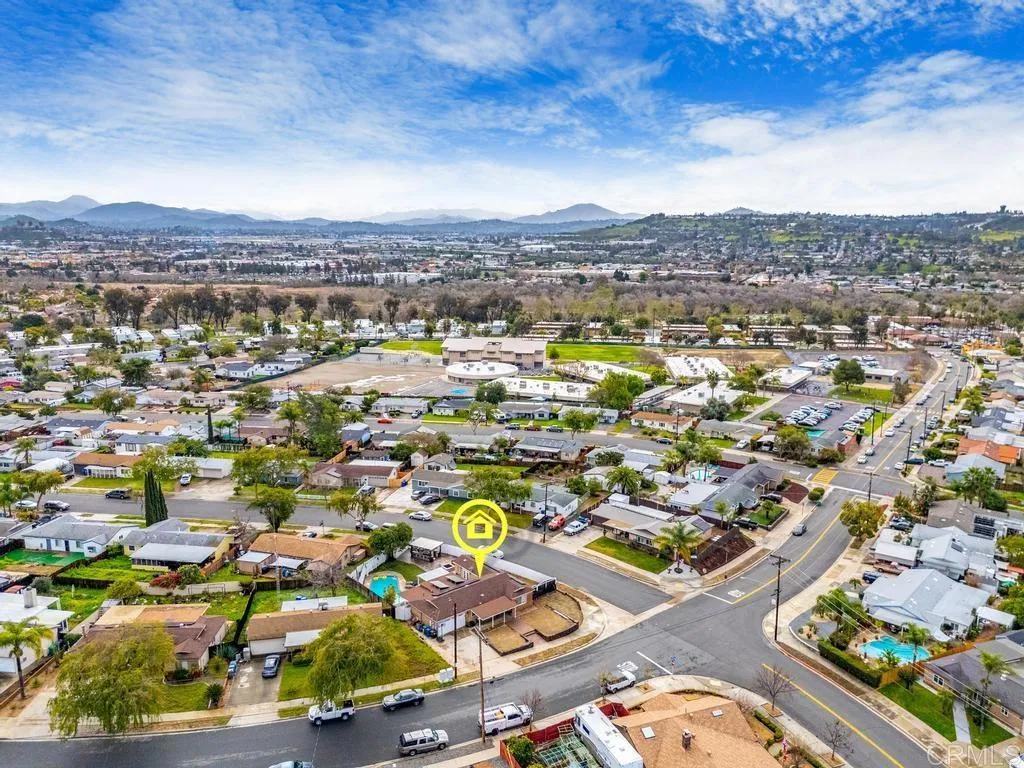 9409 Pike Road, Santee, CA 92071 - Photo 3 of 8, Santee, CA