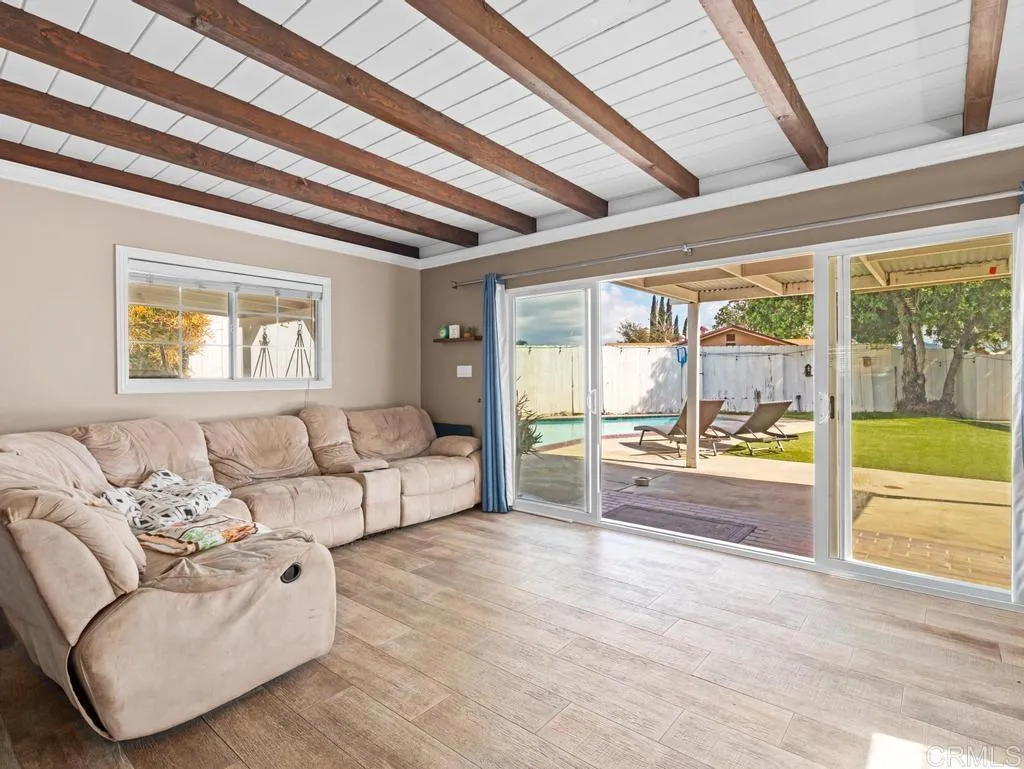 https://cdn.realtyfeed.com/cdn/127/306648572/85c04eb25d0cf20c10238264dbec4410.webp