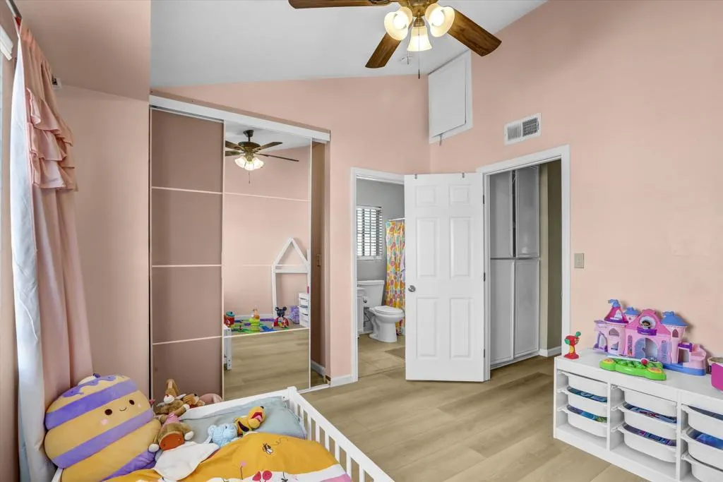 https://cdn.realtyfeed.com/cdn/127/306648573/773652a36706e15e27b7078bff17d207.webp