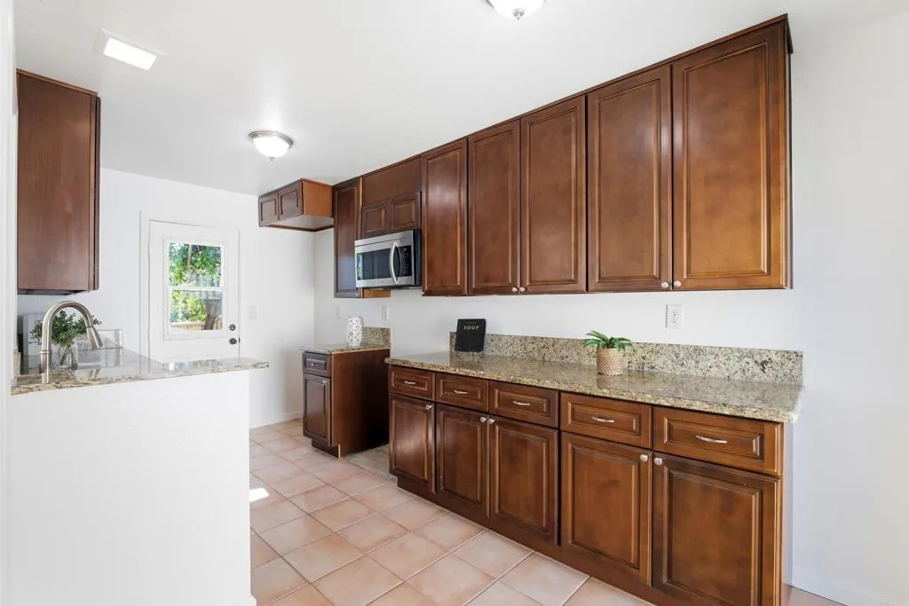 Photo #16: PTP2601359 Listing: Photo #16