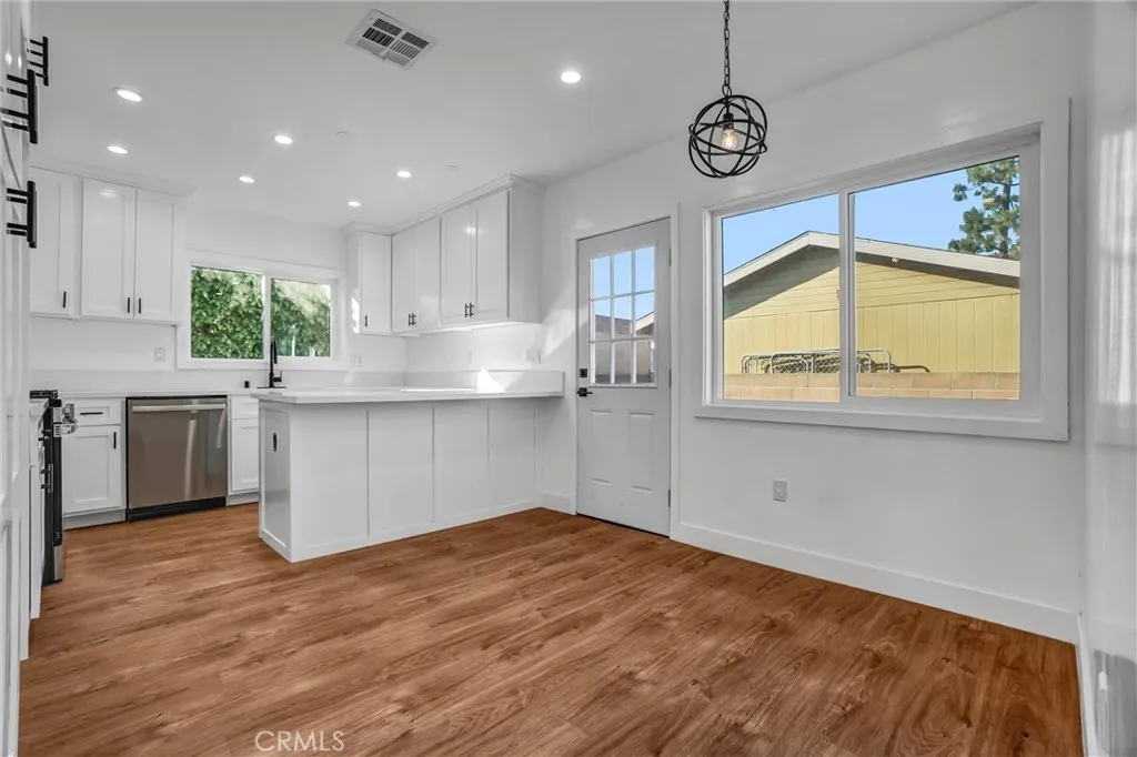 617 W 214th, Carson, CA 90745 - Photo 4 of 43, Carson, CA