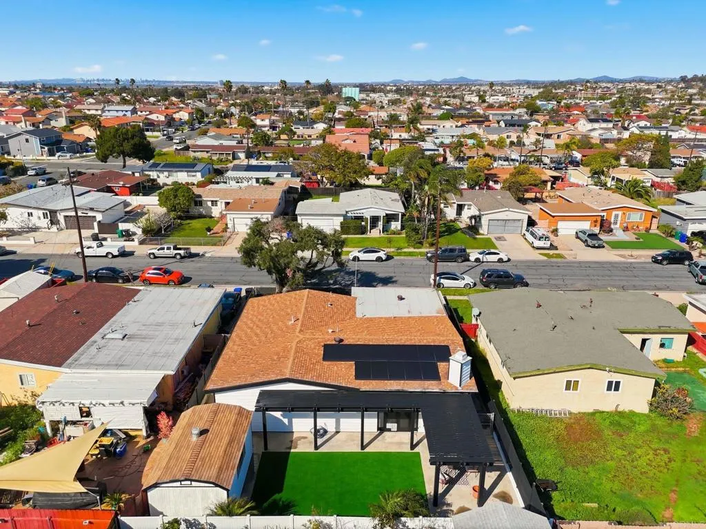 https://cdn.realtyfeed.com/cdn/127/306648630/9957f881312e9c4a83b894c96e1340f6.webp