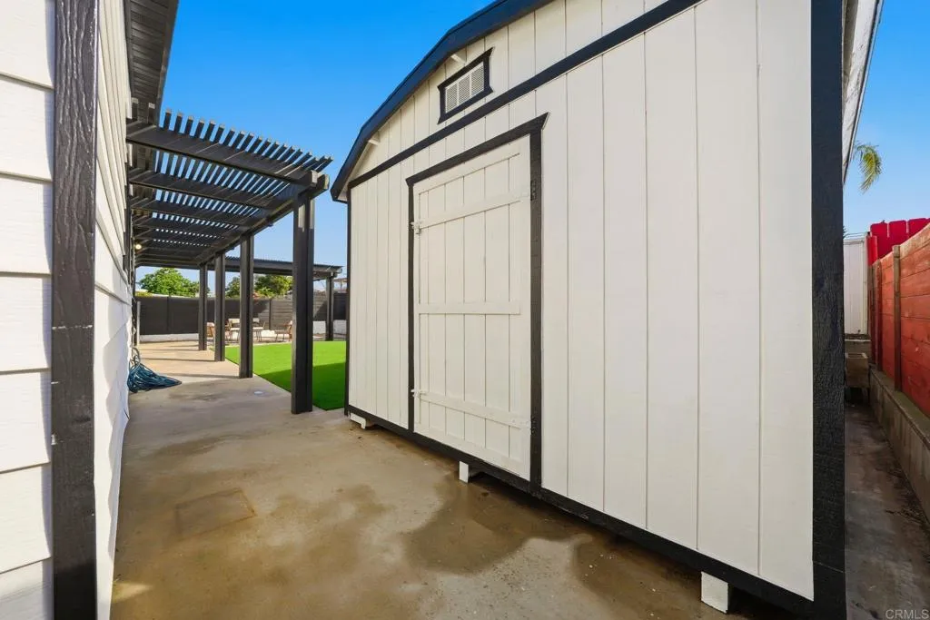 https://cdn.realtyfeed.com/cdn/127/306648630/ad0542e5a75cf5e3ba3ba20fa83e1611.webp
