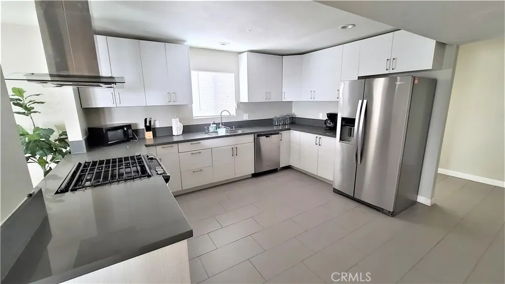 11525 Haro Avenue, Downey, CA 90241 - Photo 3 of 60, Downey, CA