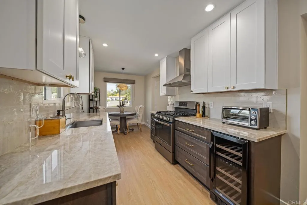 https://cdn.realtyfeed.com/cdn/127/306648662/0c3b9aaf19a0e19a6fb84a71fe12c422.webp