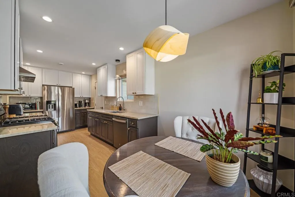 https://cdn.realtyfeed.com/cdn/127/306648662/92239f00affb9090e4fa8147053f16df.webp