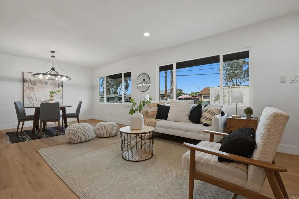 https://cdn.realtyfeed.com/cdn/127/306648799/278542d7d7eee69d53a6668550388767.webp