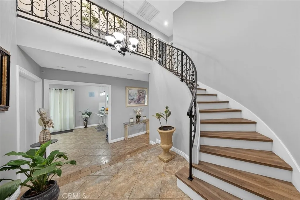 25047 Avenida Balita, Valencia, CA, 91355
