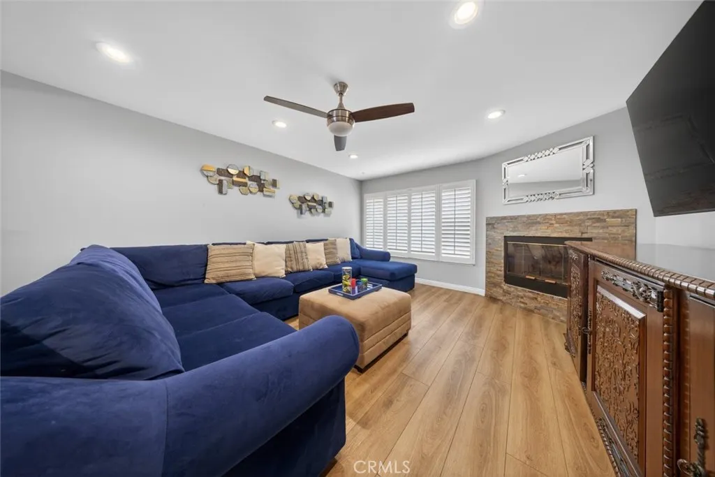 25047 Avenida Balita, Valencia, CA, 91355