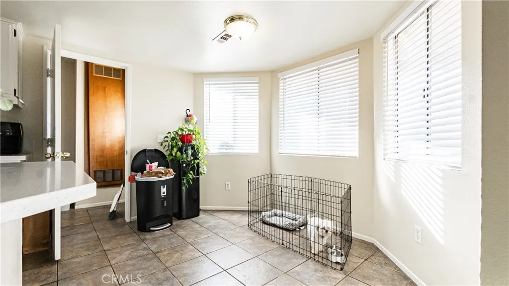 22993 Eyota, Apple Valley, CA 92308 - Photo 5 of 70, Apple Valley, CA