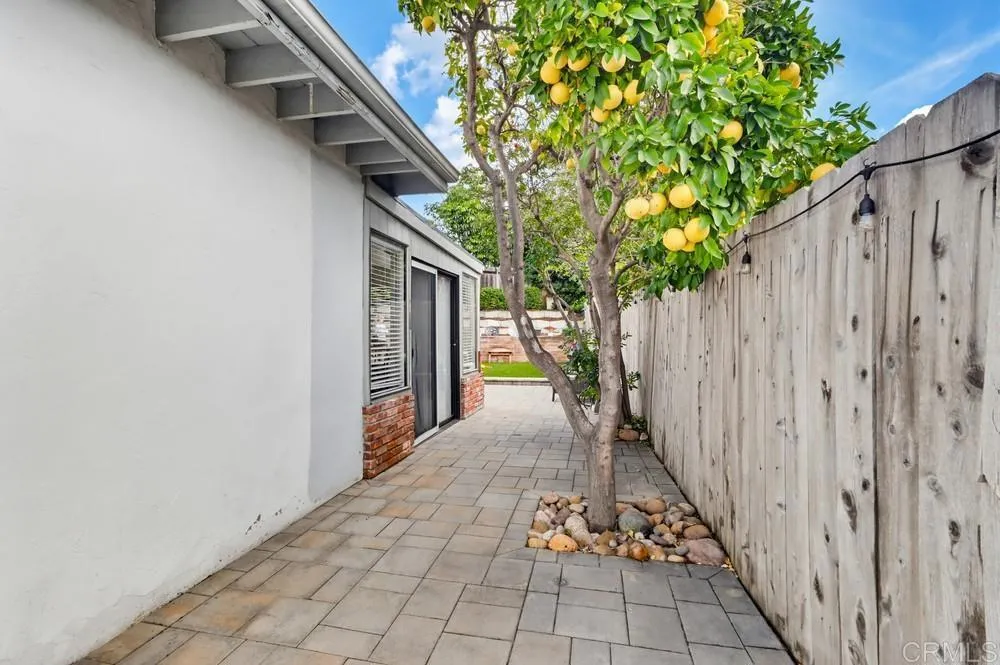 https://cdn.realtyfeed.com/cdn/127/306649001/28da1e56f826e279868fbb722644fea7.webp