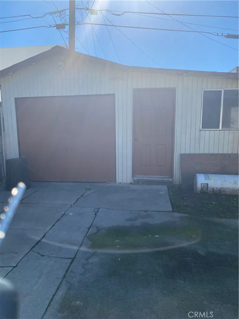 872 W 47th, Los Angeles, CA 90037 - Photo 4 of 6, Los Angeles, CA