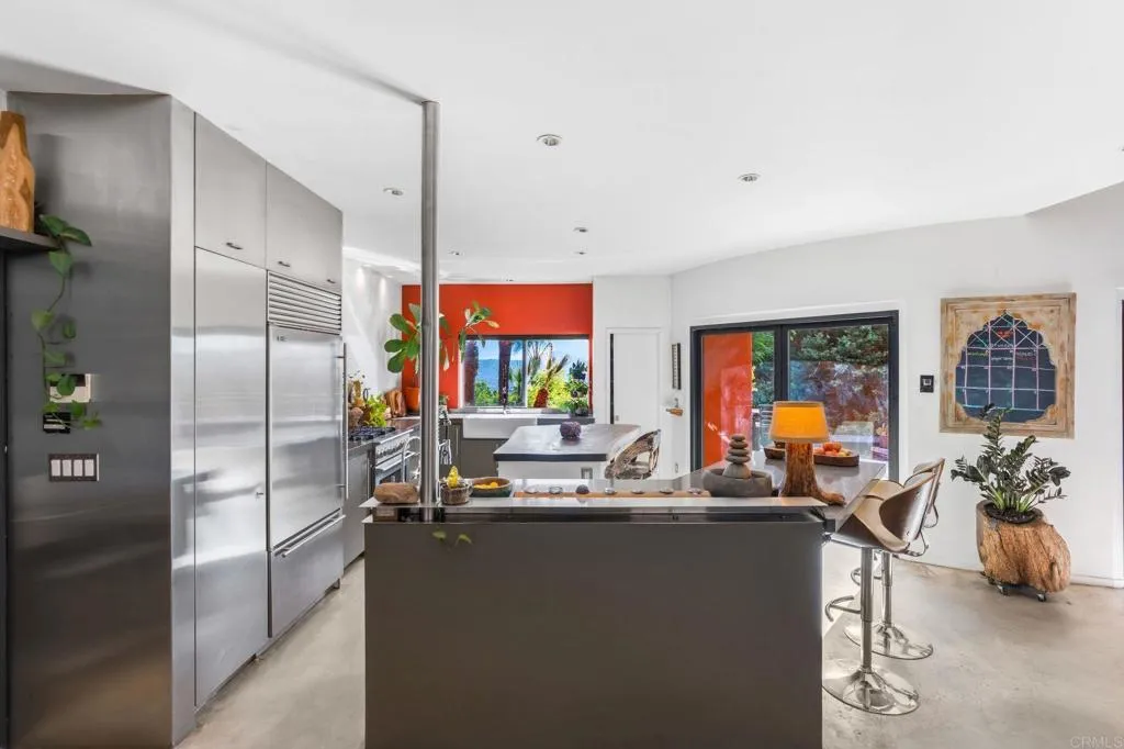 https://cdn.realtyfeed.com/cdn/127/306649058/5890a5815d83e6f3c89be4d6696482c3.webp