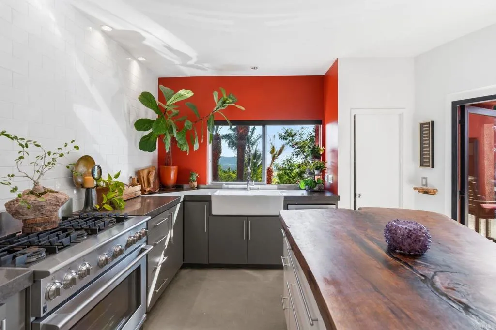 https://cdn.realtyfeed.com/cdn/127/306649058/e9b68f0e481321ae8e255e20bdc67d58.webp