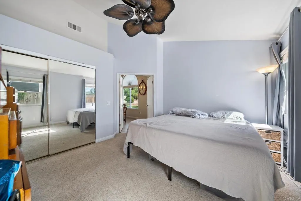 https://cdn.realtyfeed.com/cdn/127/306649079/4a6488c4064d4216009ec26193724cdc.webp