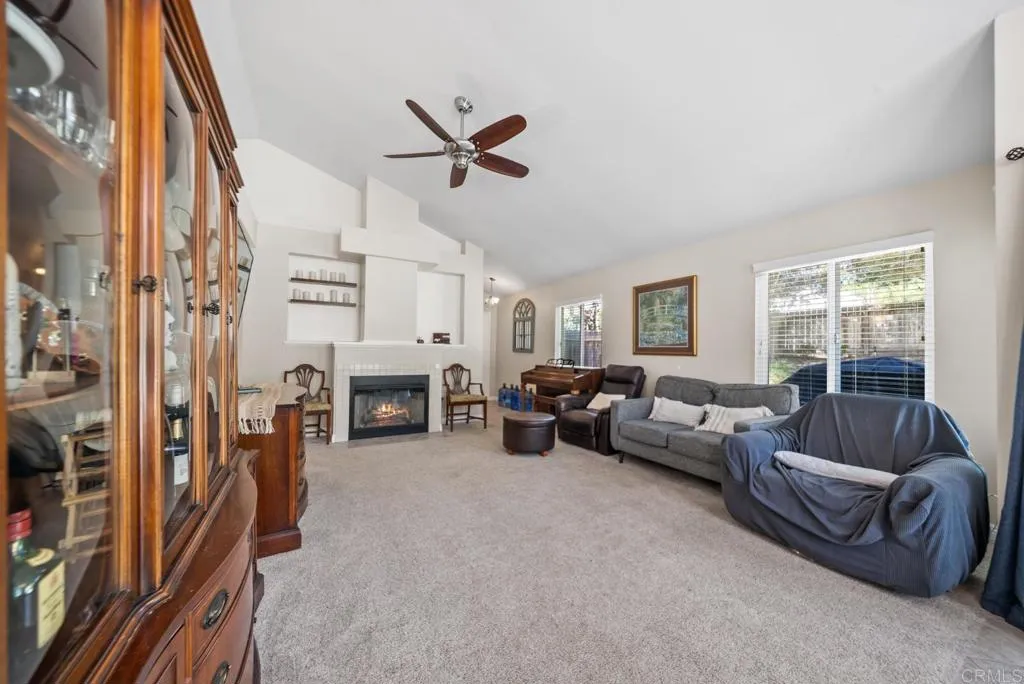 https://cdn.realtyfeed.com/cdn/127/306649079/e3043e1f0e01da0f450703cc78a64084.webp