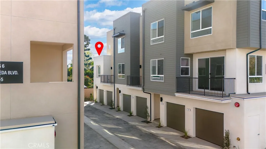 9423 1/2 N. Sepulveda Blvd. Unit 6, North Hills, CA 91343 - Photo 2 of 20, North Hills, CA