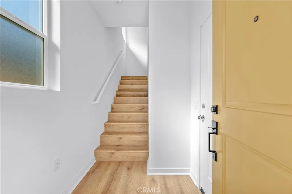 9423 1/2 N. Sepulveda Blvd. Unit 6, North Hills, CA 91343 - Photo 4 of 20, North Hills, CA