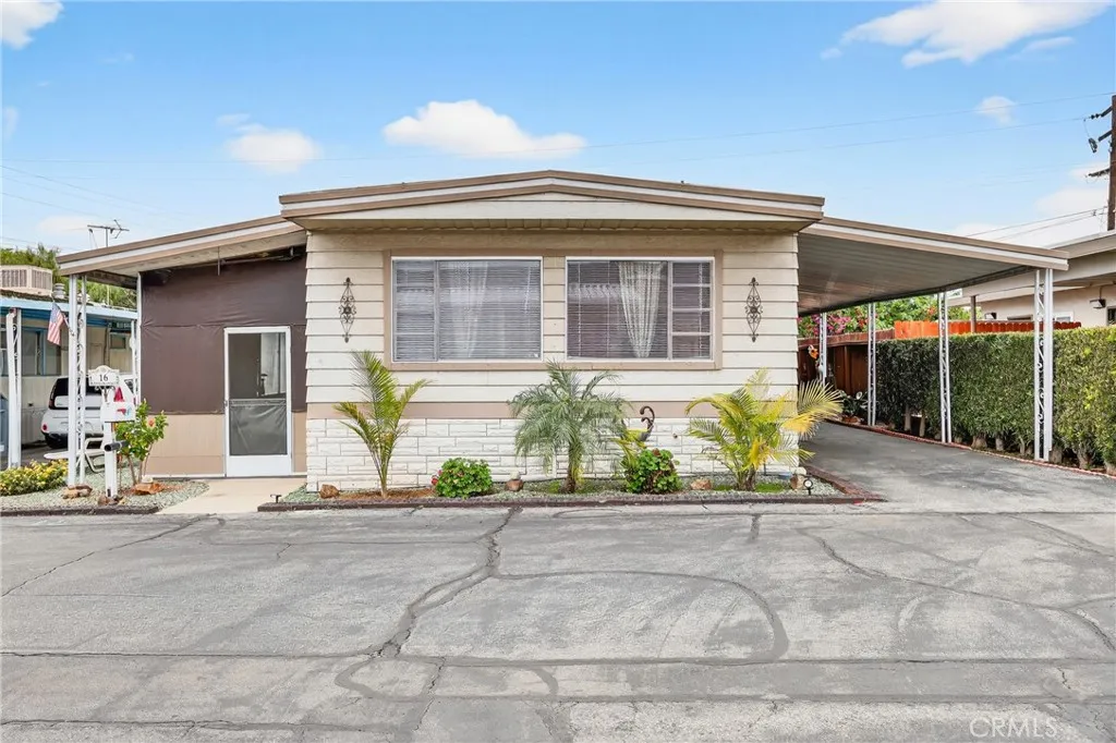 801 W. Covina 16