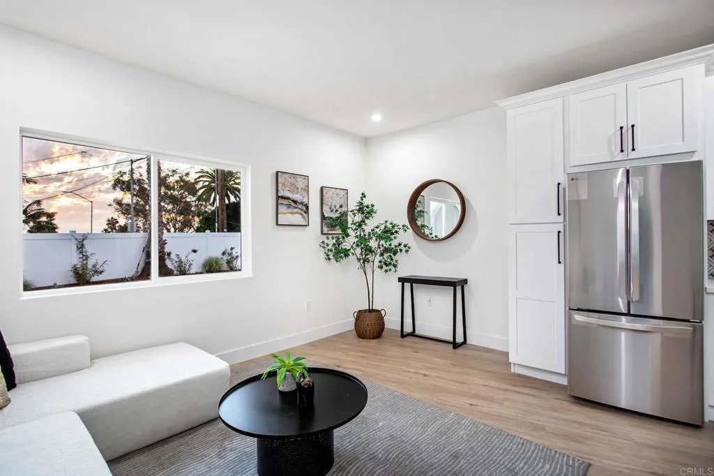 https://cdn.realtyfeed.com/cdn/127/306649145/8e71154437784759ebfa464e6e171aad.webp
