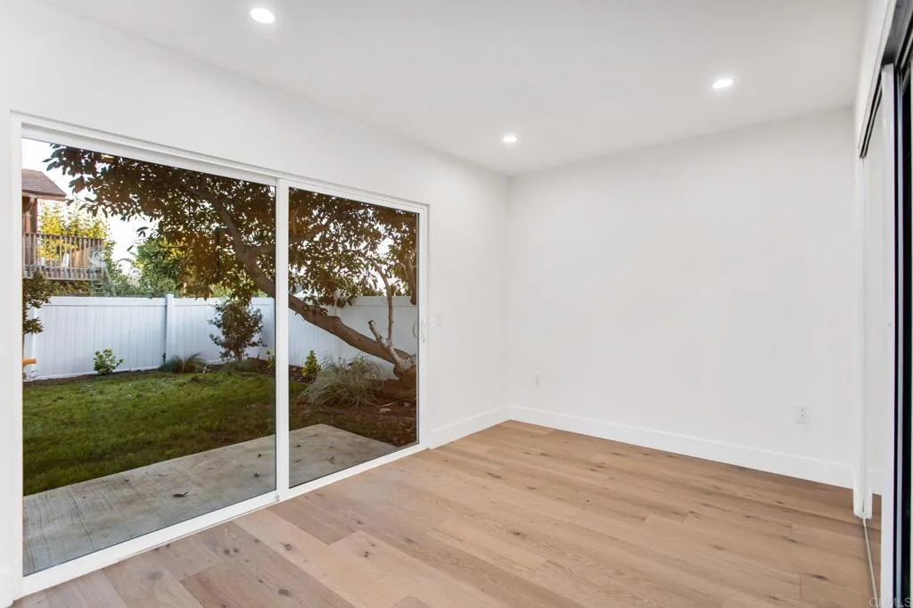 https://cdn.realtyfeed.com/cdn/127/306649145/a644a8dc7ca109e98e3004bd350227c8.webp
