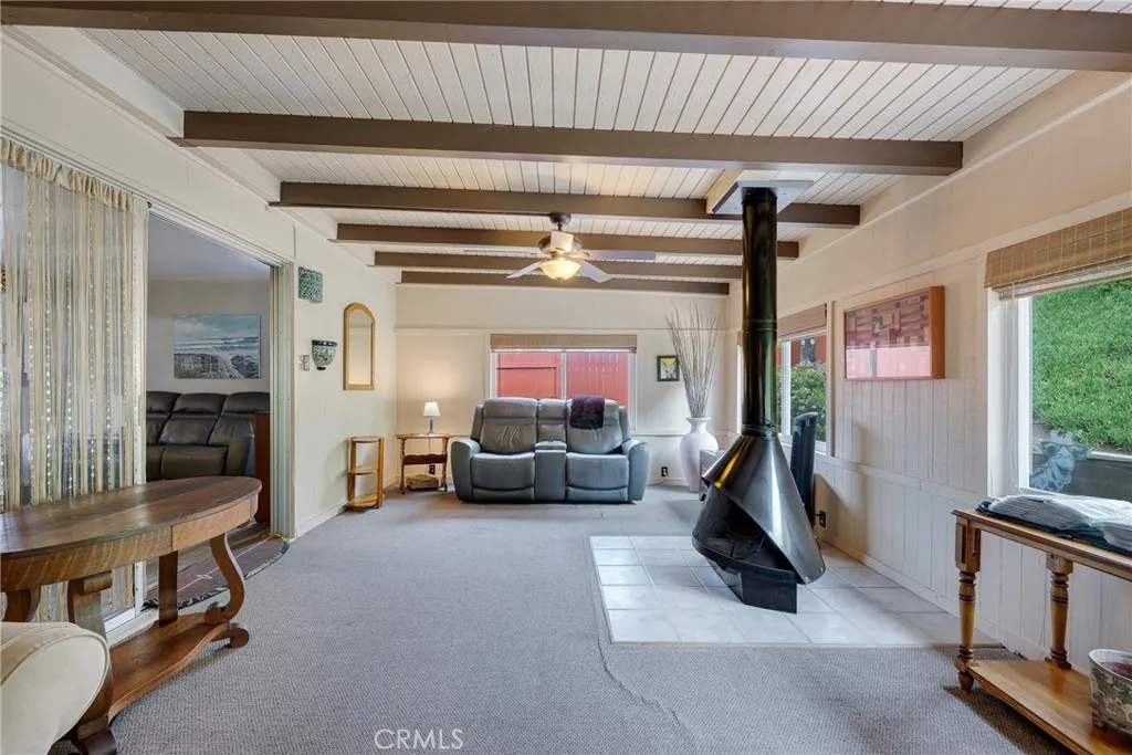 https://cdn.realtyfeed.com/cdn/127/306649217/49ddb5cf44b2ff67793a5b22912b40ea.webp