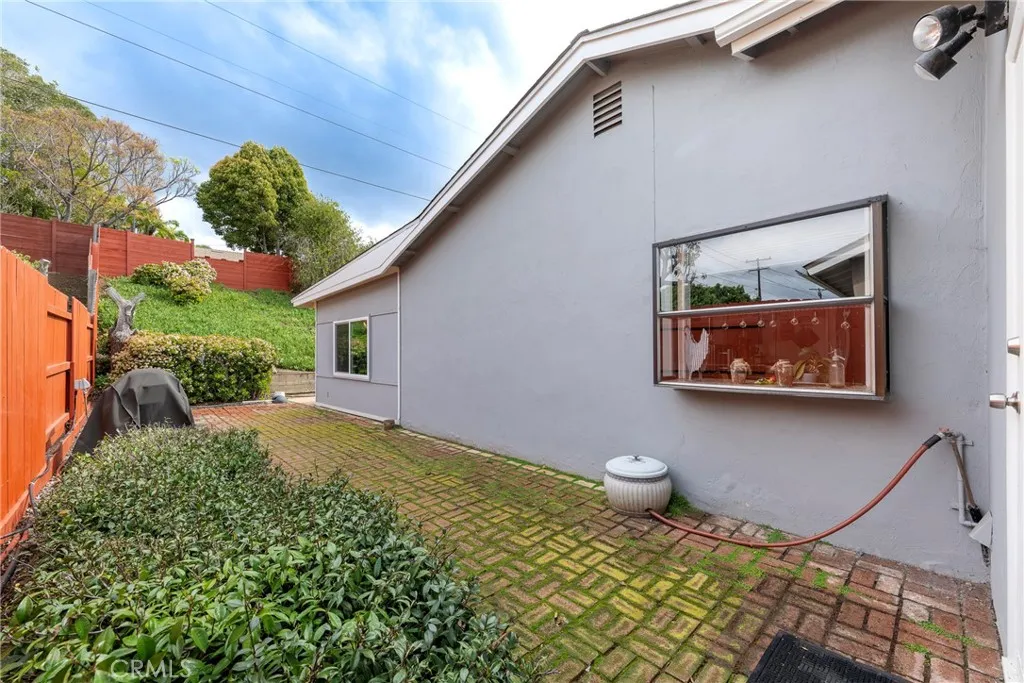 Photo #11: PW26038160 Listing: Photo #11