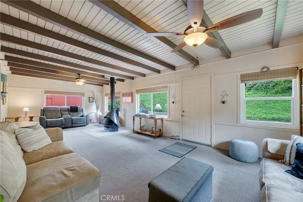 https://cdn.realtyfeed.com/cdn/127/306649217/9841760543a56e9f87ebf0fa6f4fffe9.webp
