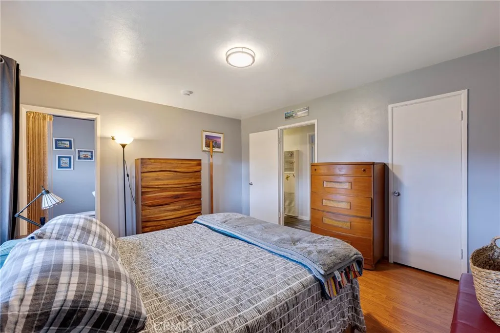 Photo #42: PW26038160 Listing: Photo #42