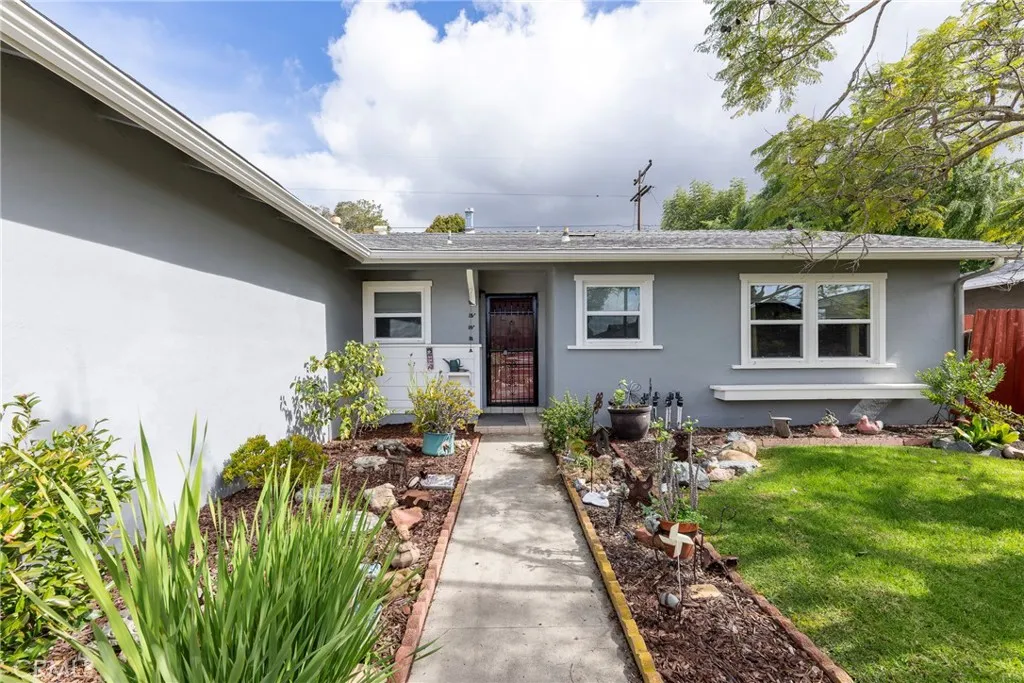 https://cdn.realtyfeed.com/cdn/127/306649217/ddb59251f84442bdf0d9fcc075a0e3c2.webp