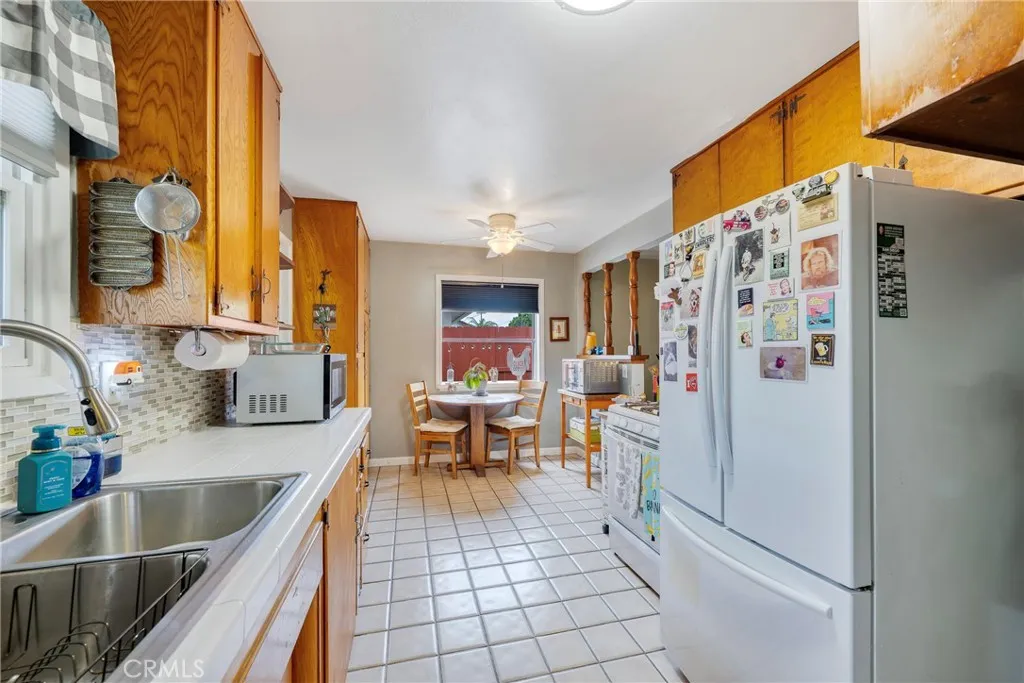 https://cdn.realtyfeed.com/cdn/127/306649217/de671c1ab17e6e73be9cbdc3d7cb8baf.webp