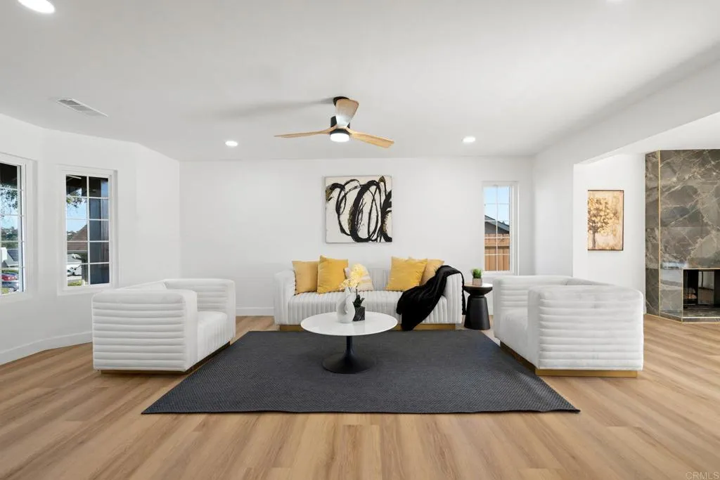 https://cdn.realtyfeed.com/cdn/127/306649220/7fb50721d604f61cf019615cc871aa80.webp