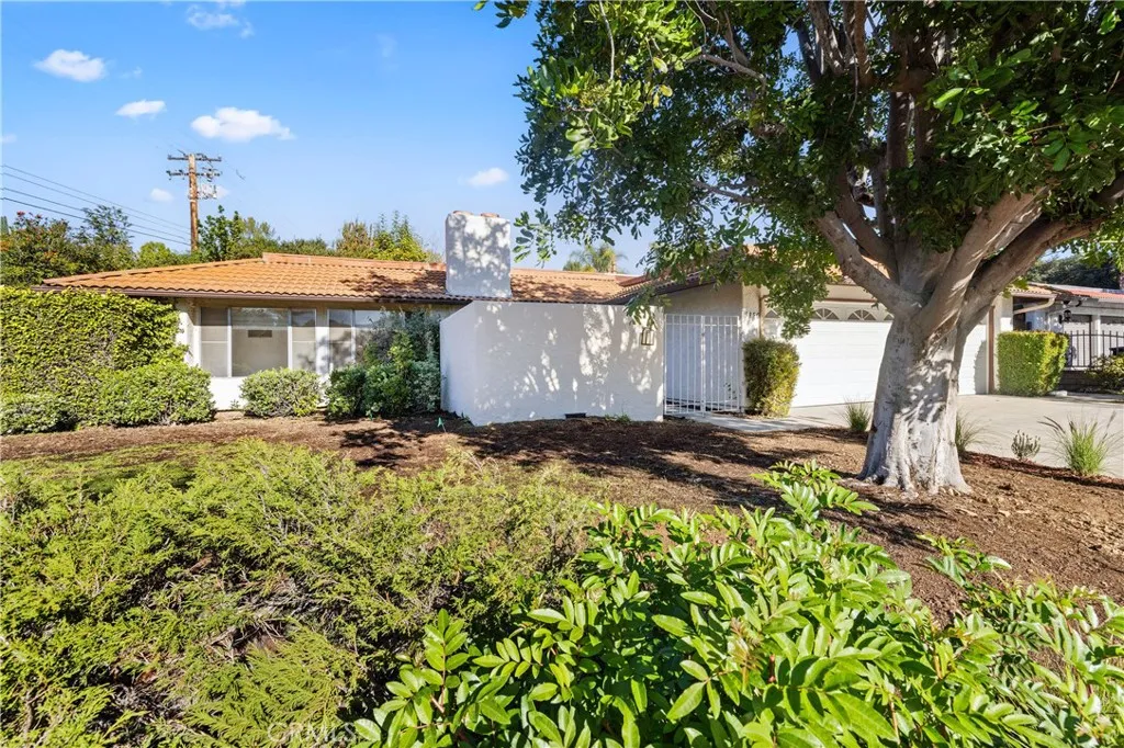 3950 Daguerre, Calabasas, CA 91302