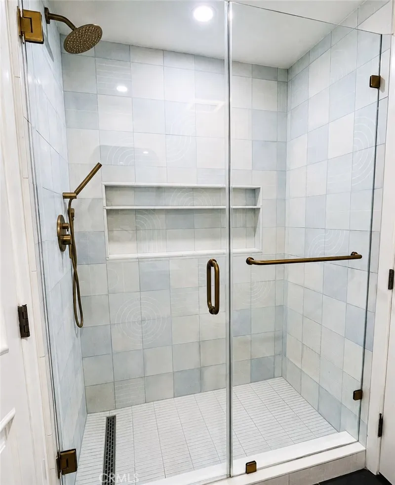 20191 Cape Coral Ln Unit #116, Huntington Beach, CA 92646 - Photo 5 of 13, Huntington Beach, CA