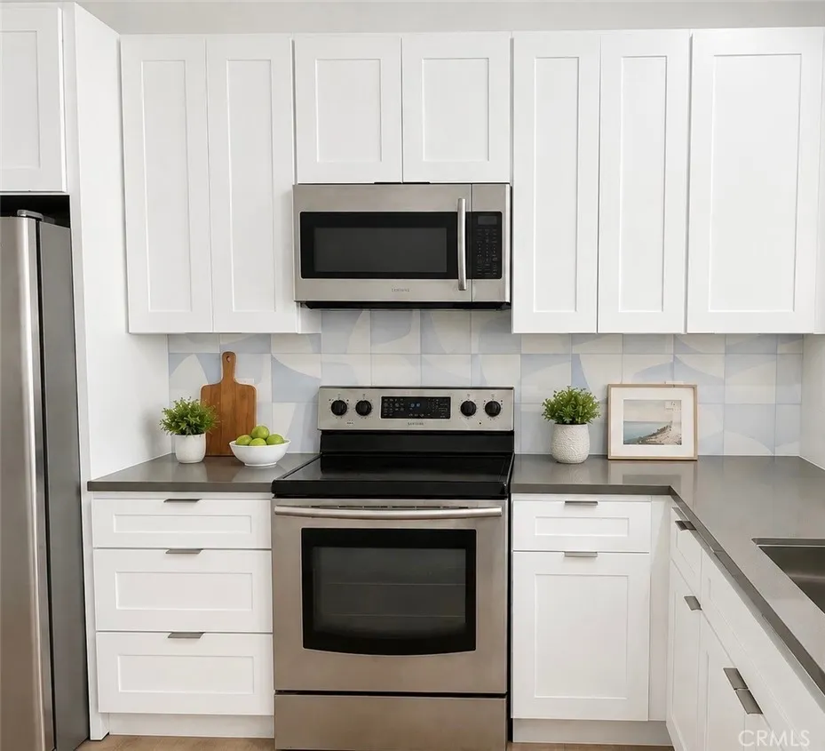 20191 Cape Coral Ln Unit #116, Huntington Beach, CA 92646 - Photo 4 of 13, Huntington Beach, CA
