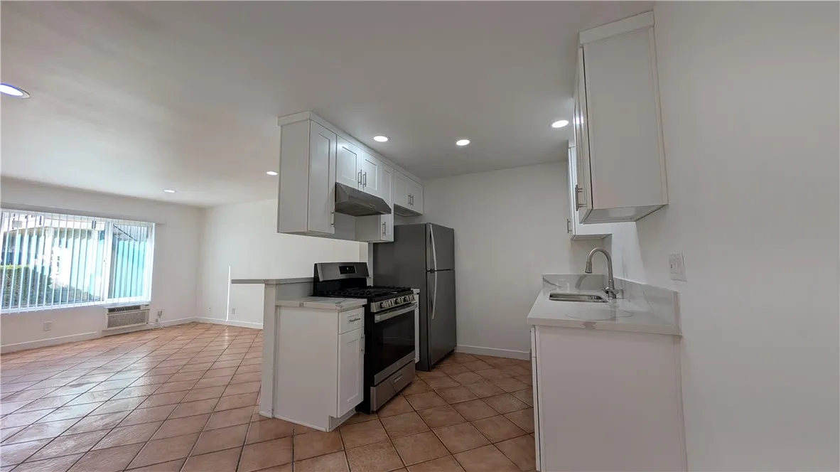 1422 Peckham Street Unit A, Fullerton, CA 92833