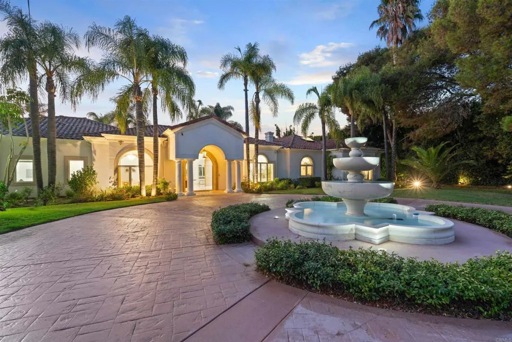 6998 Rancho La Cima, Rancho Santa Fe, CA, 92067