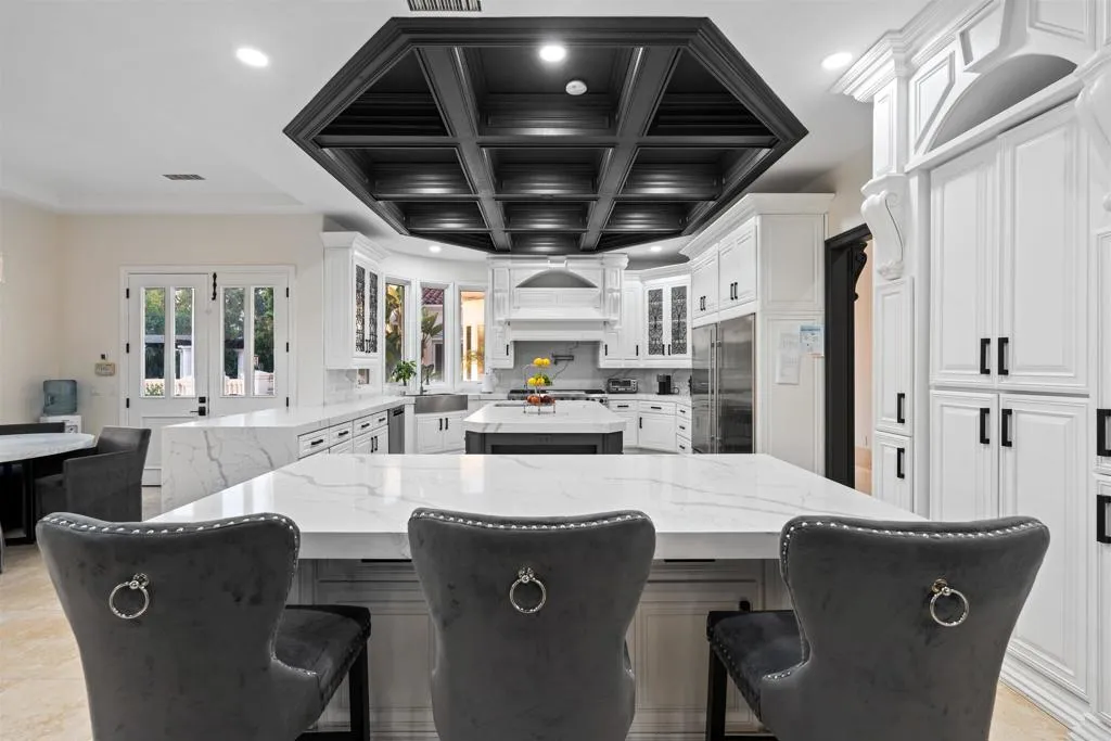 6998 Rancho La Cima, Rancho Santa Fe, CA, 92067