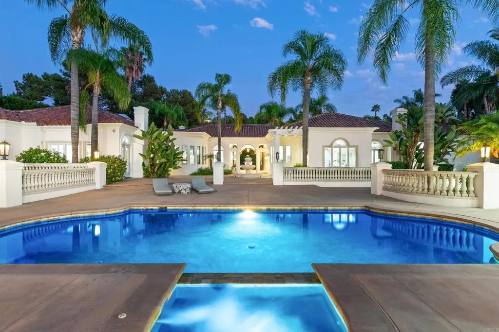 6998 Rancho La Cima, Rancho Santa Fe, CA, 92067