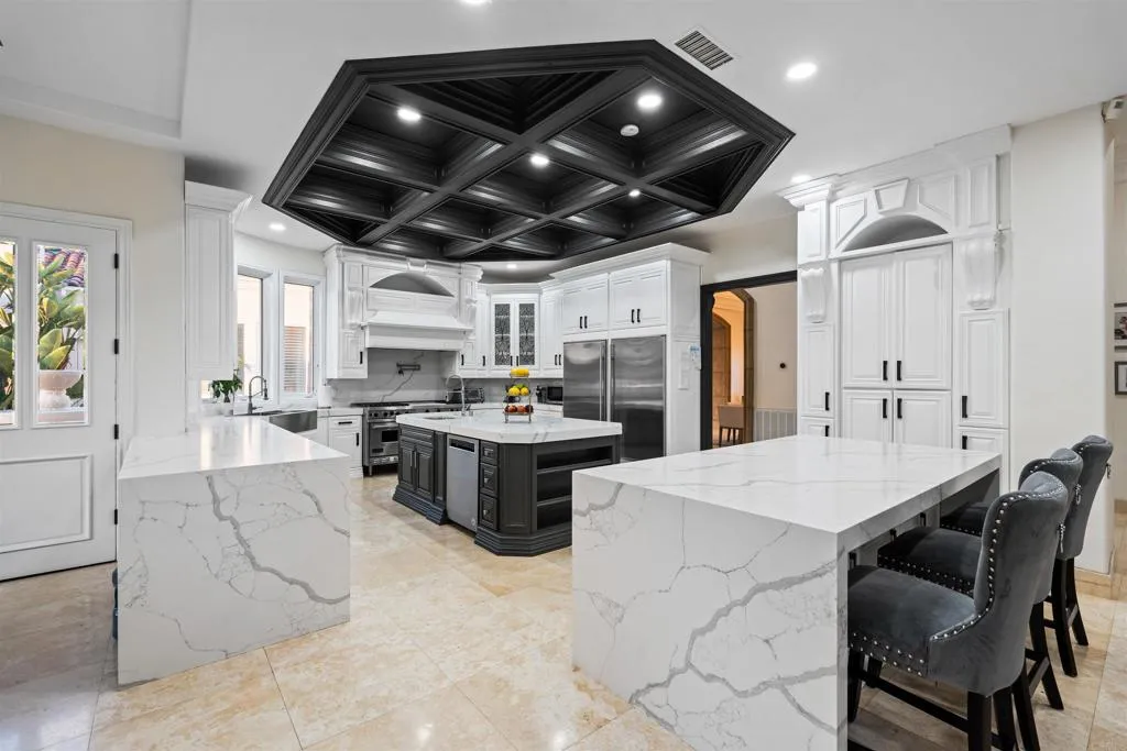 6998 Rancho La Cima, Rancho Santa Fe, CA, 92067