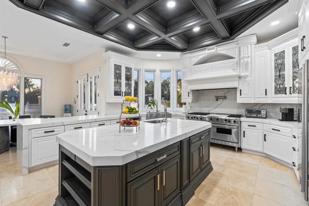 6998 Rancho La Cima, Rancho Santa Fe, CA, 92067